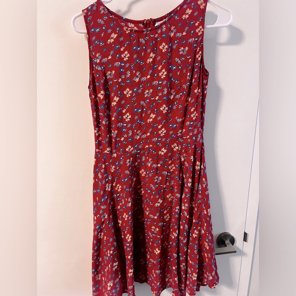 Glamorous sleeveless dress